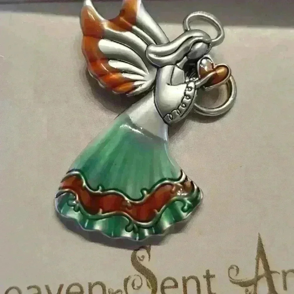 Hail Mary  pin - Picture 3 of 4